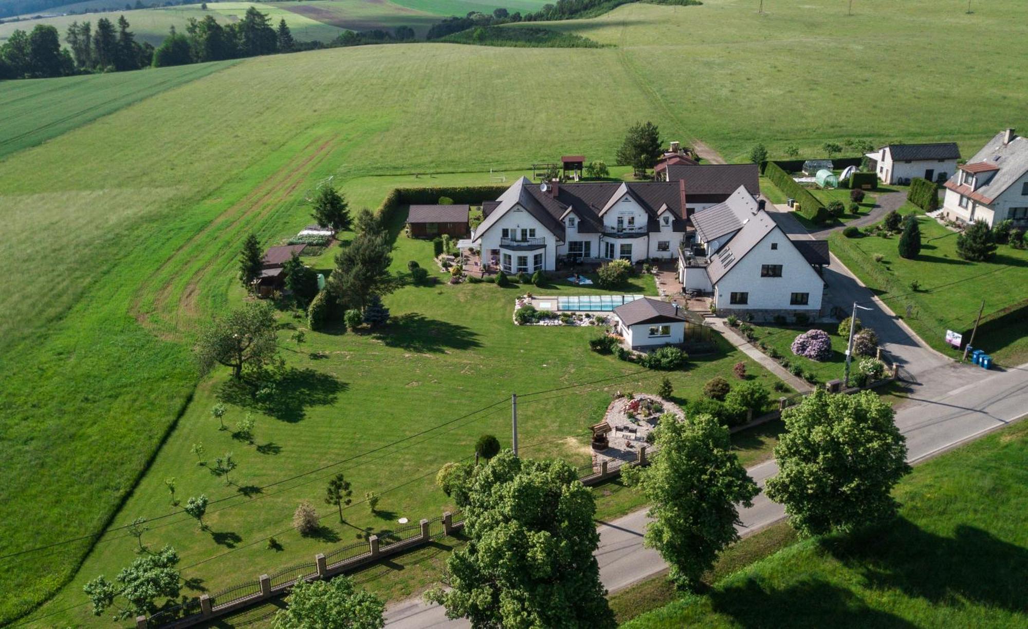 Penzion Benesov Hotel Broumov Kültér fotó